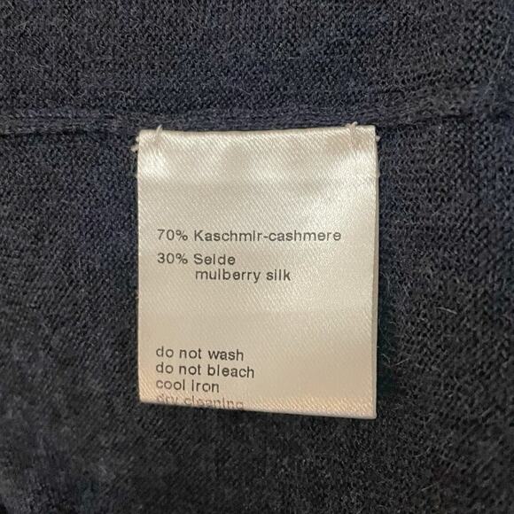 AKRIS Cashmere Mulberry Silk Long Sleeve Sweater Navy Blue Pink Collar US Size 6 - Picture 5 of 9